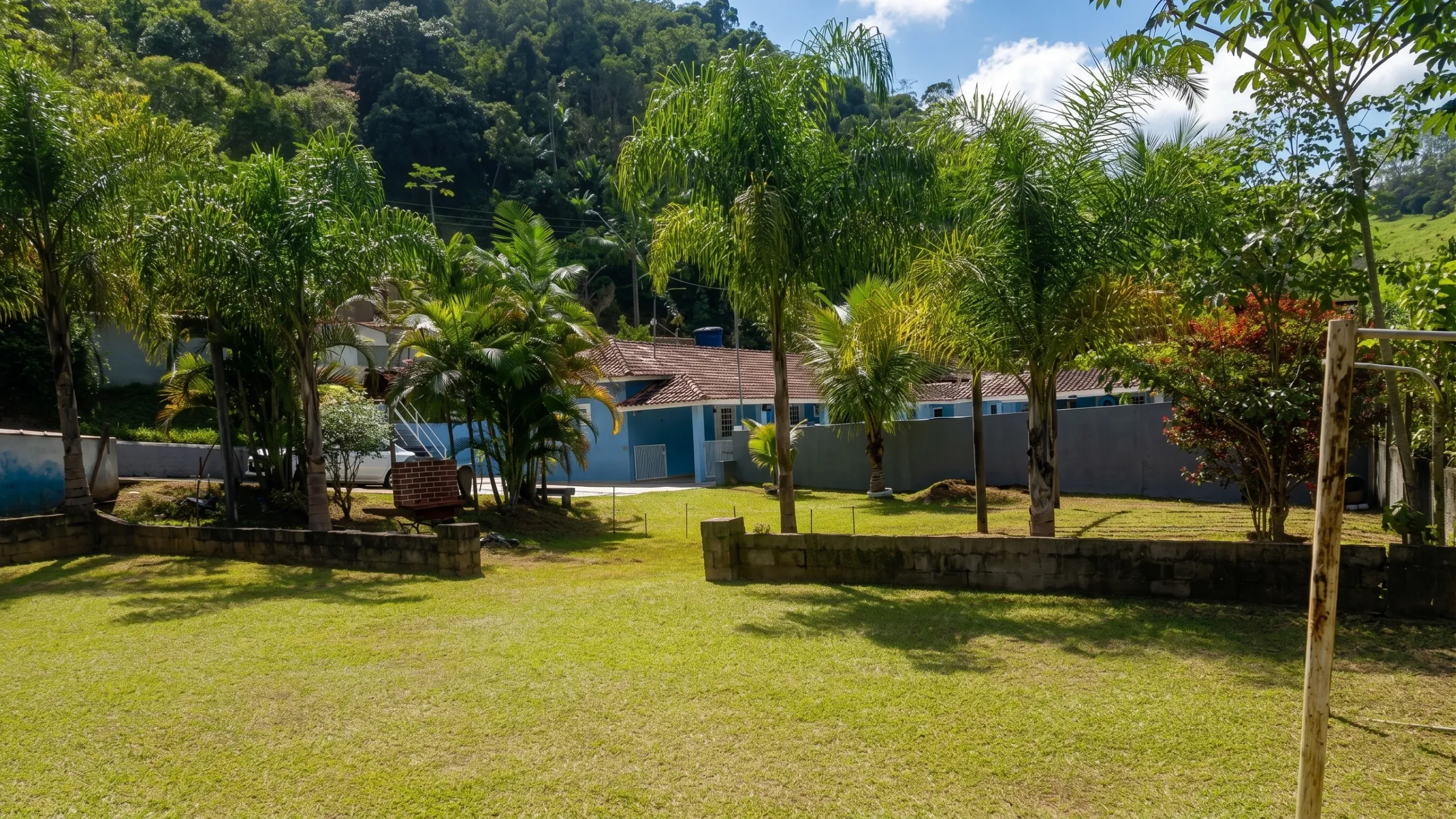 Fundo do hero — Training Camping